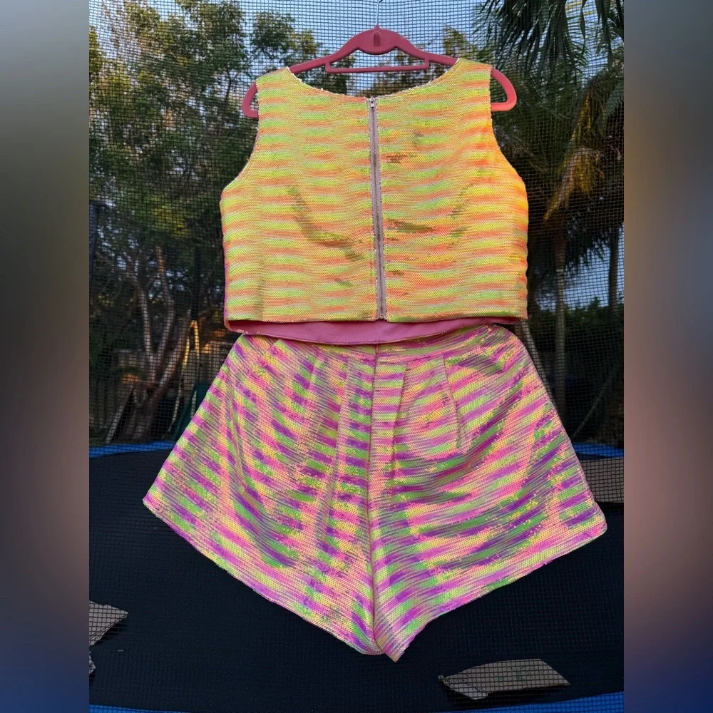 Queen of sparkles set size small in excellent condition - Picture 3 of 5